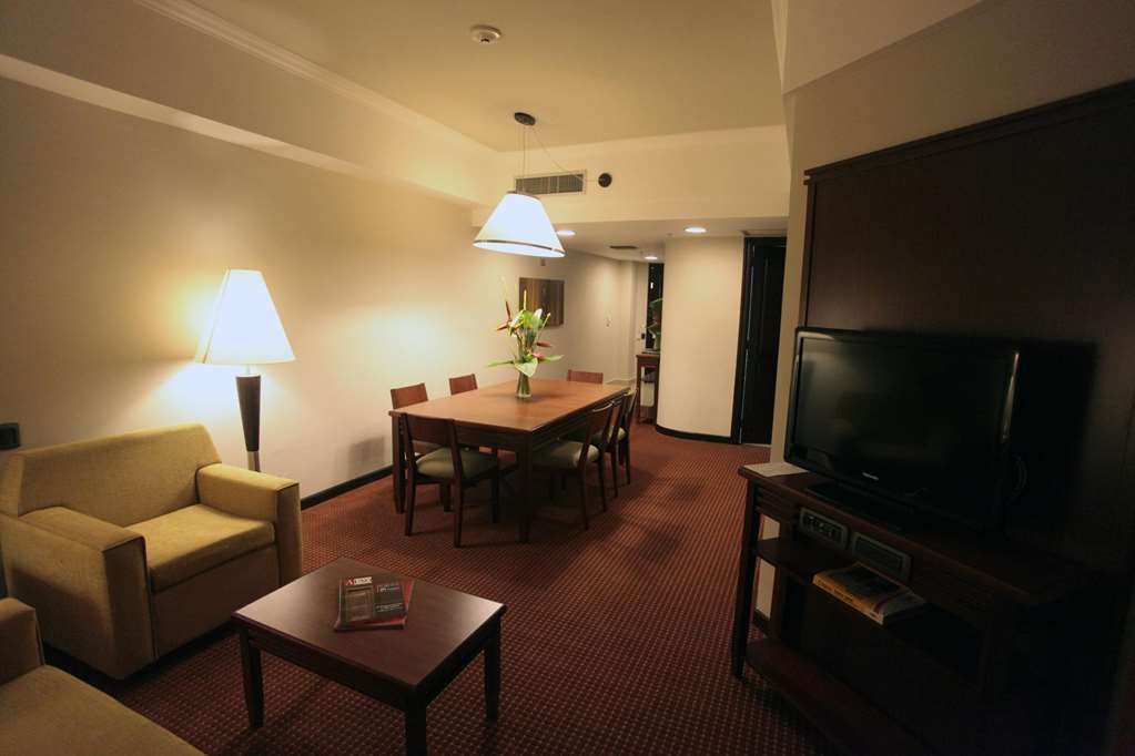 Executive Suites Valencia Room photo